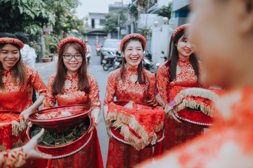 dịch vụ bưng quả đám cưới