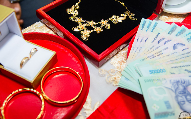 tiền nạp tài