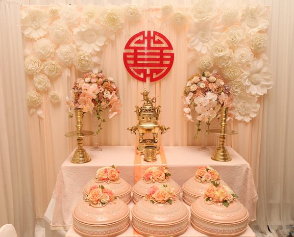 Trang trí gia tiên đám cưới