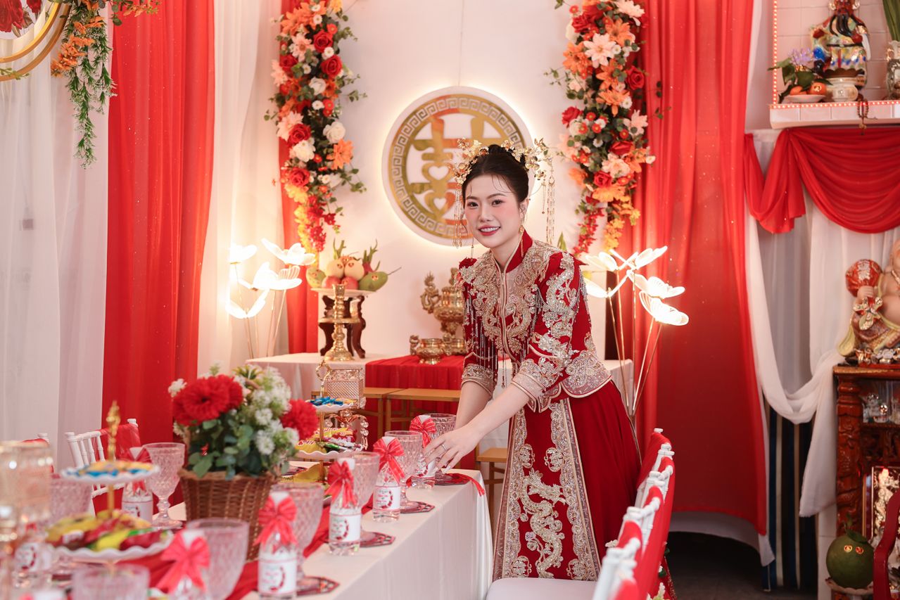 Trang trí gia tiên